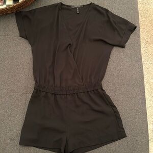 Bcbg black short sleeve romper size xxs
